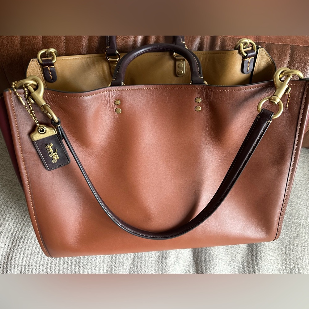 Coach Multi Rogue 39 | Color Block | Brass/1941 Saddle